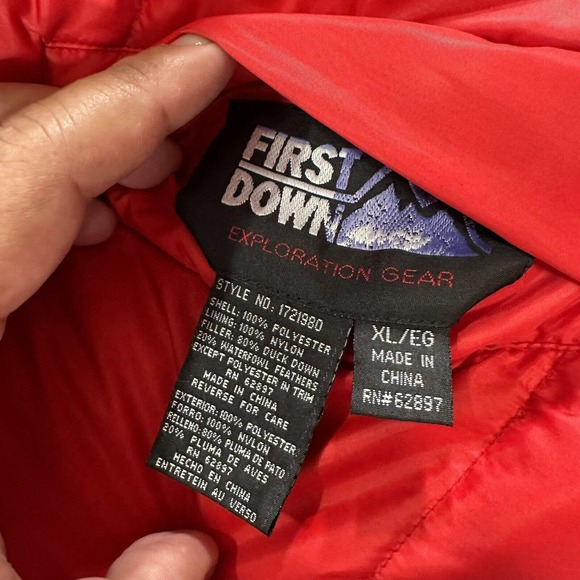 First Down USA Duck Down Puffer XL Jacket Black Red Winter Coat Reversible VTG - Picture 9 of 10
